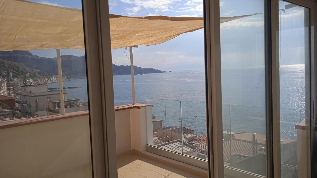 Donna Sicilia Giardini Naxos Exterior foto