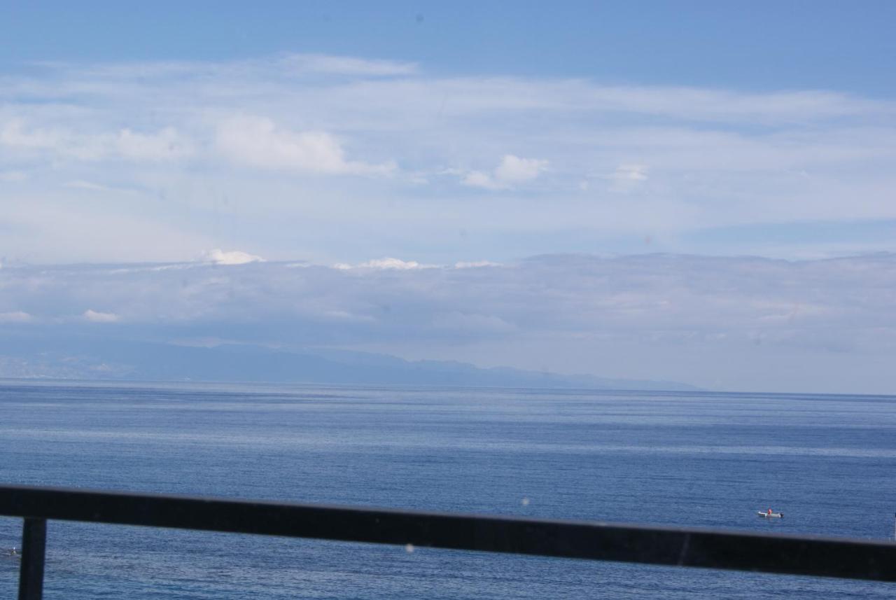 Donna Sicilia Giardini Naxos Exterior foto